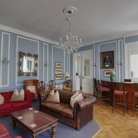 Chateau Du Baffy 2*