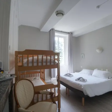 Hotel Chateau Du Baffy 2*