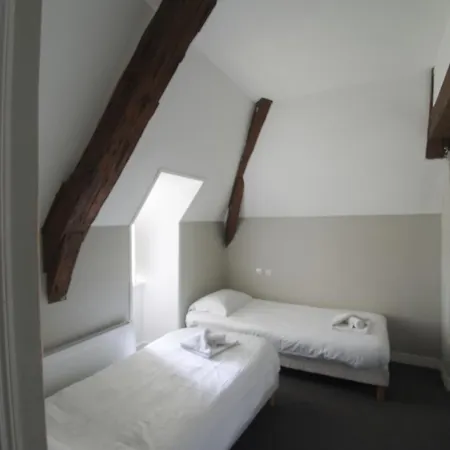 Chateau Du Baffy 2*
