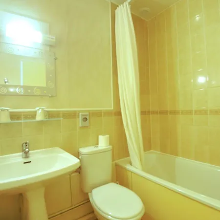 Chateau Du Baffy Hotel 2*