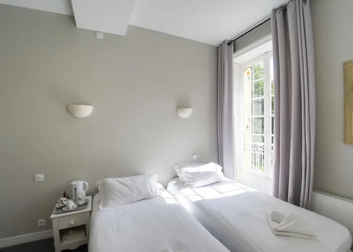 Chateau Baffy Hotel 2*