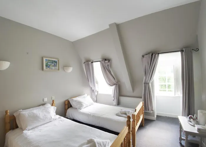 Chateau Baffy Hotel 2*